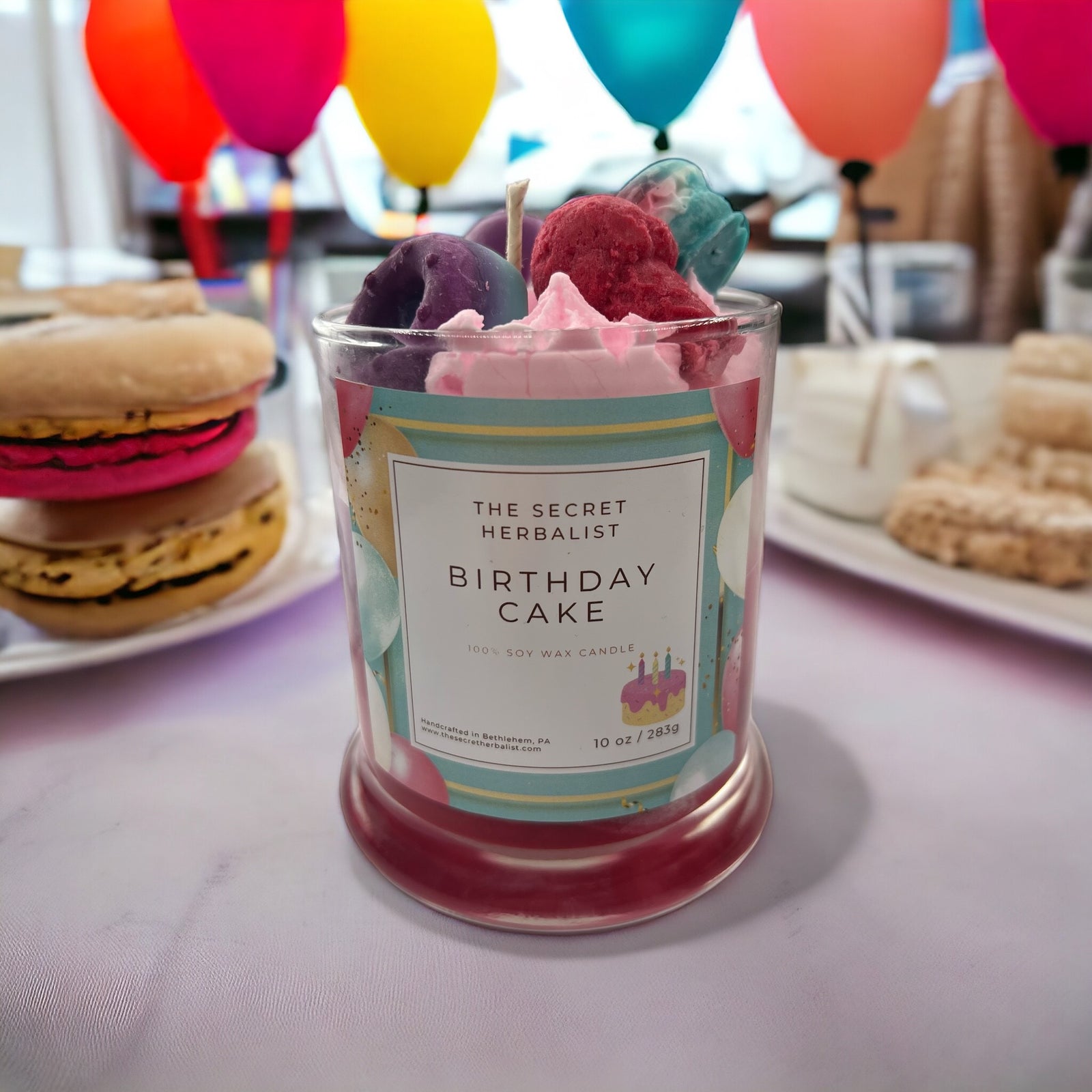 Birthday Cake Candle | 10 oz / 283 g